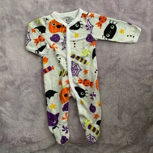 5/$15🎀 Halloween Pjs  👻
